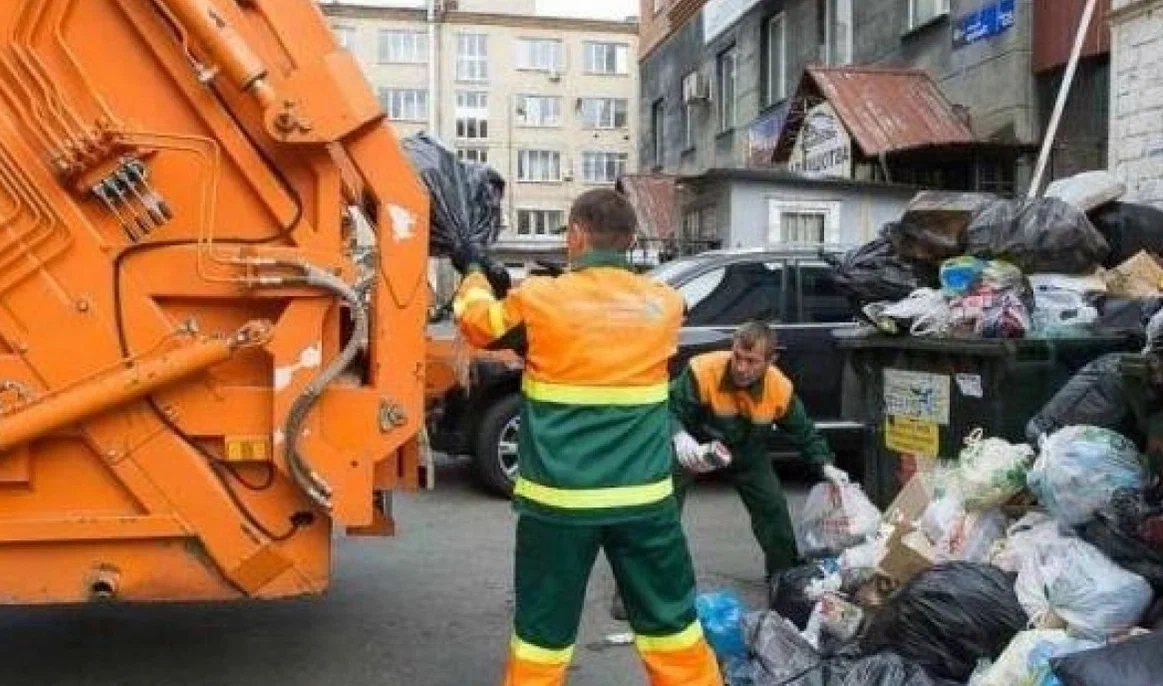 Срочный вывоз мусора в Смоленске от ПроМусор — заказ день в день от 2923 руб., грузчики, цена