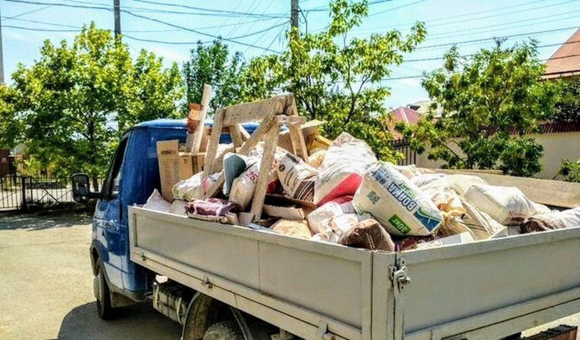 Вывоз мусора Газелью в Смоленске в октябре