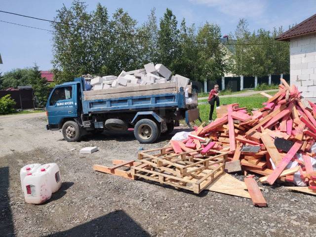 Вывоз мусора с чердака в Смоленске в октябре